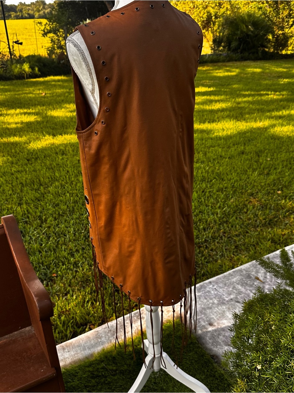 Jealous Tomato Brown Fringed Eyelet Vest - Picture 4 of 8